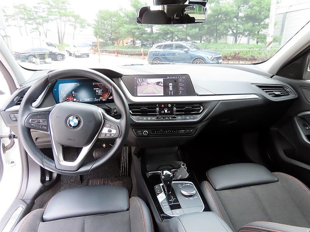 BMW 1시리즈 1시리즈 (F40) 118d M 스포츠 이미지 7