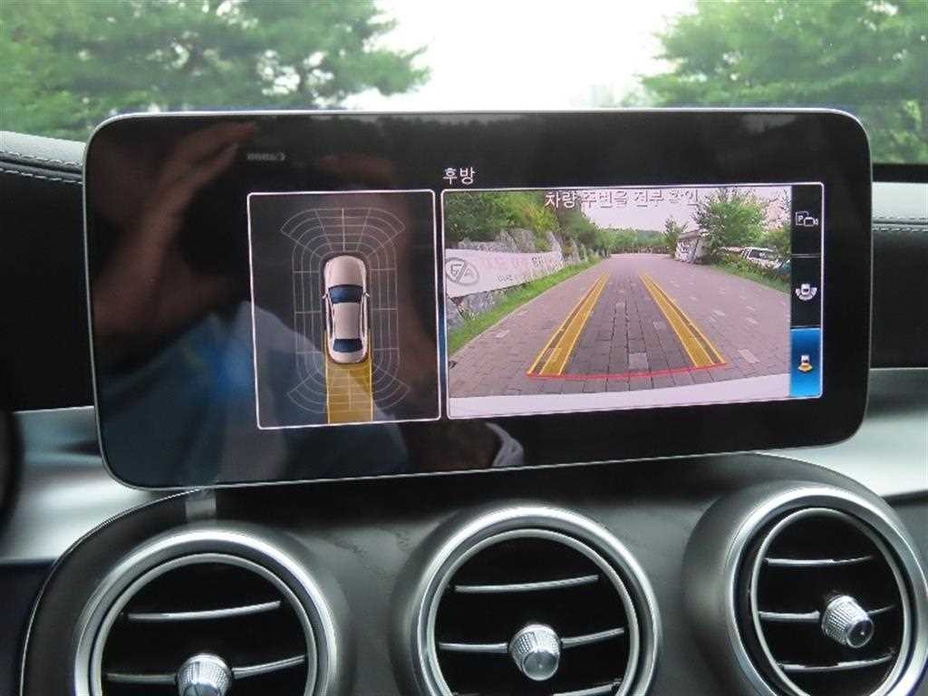 벤츠 C 클래스 C클래스 W205 C220 d 4MATIC 이미지 10