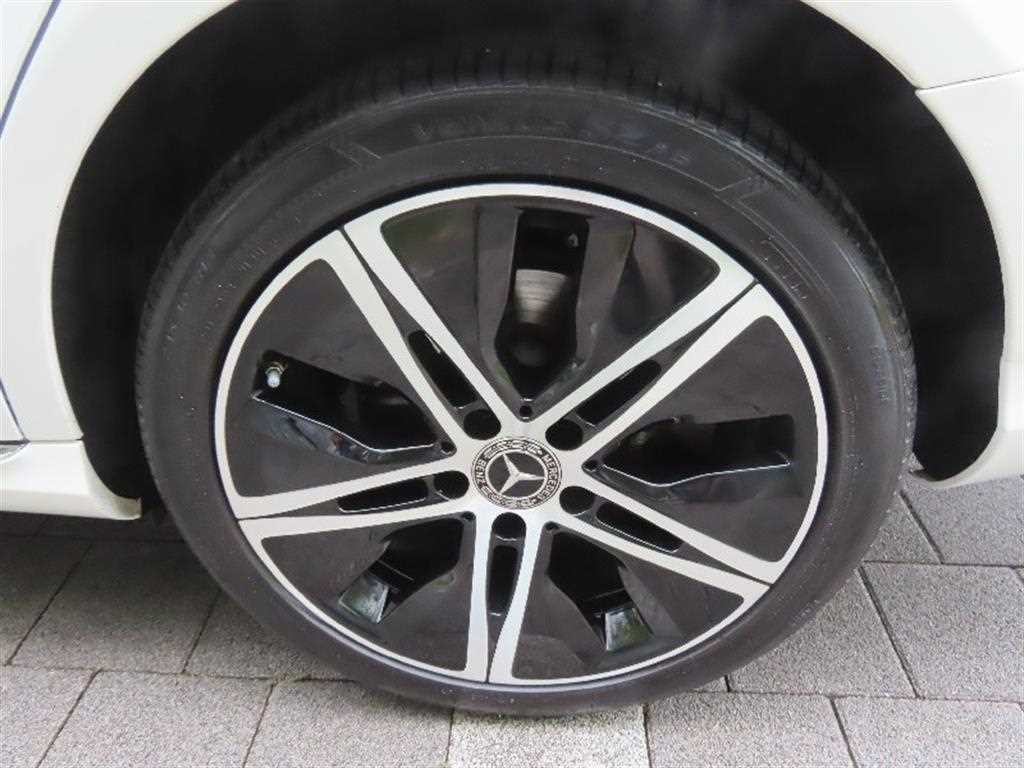 벤츠 C 클래스 C클래스 W205 C220 d 4MATIC 이미지 17