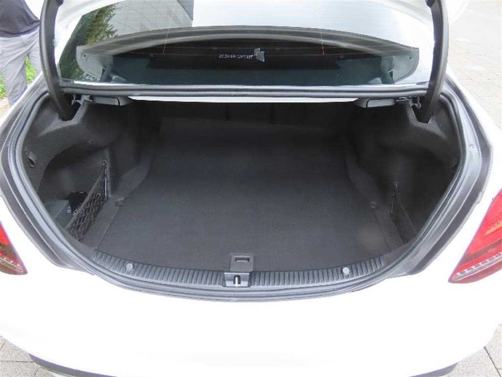 벤츠 C 클래스 C클래스 W205 C220 d 4MATIC 이미지 18