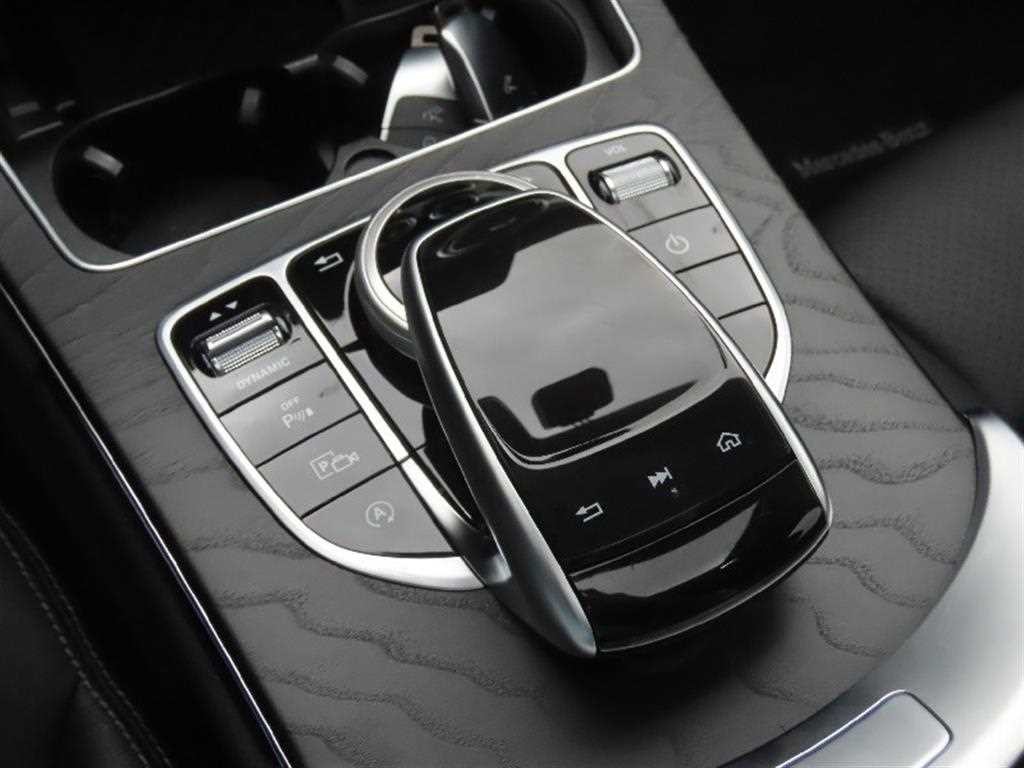 벤츠 C 클래스 C클래스 W205 C220 d 4MATIC 이미지 7