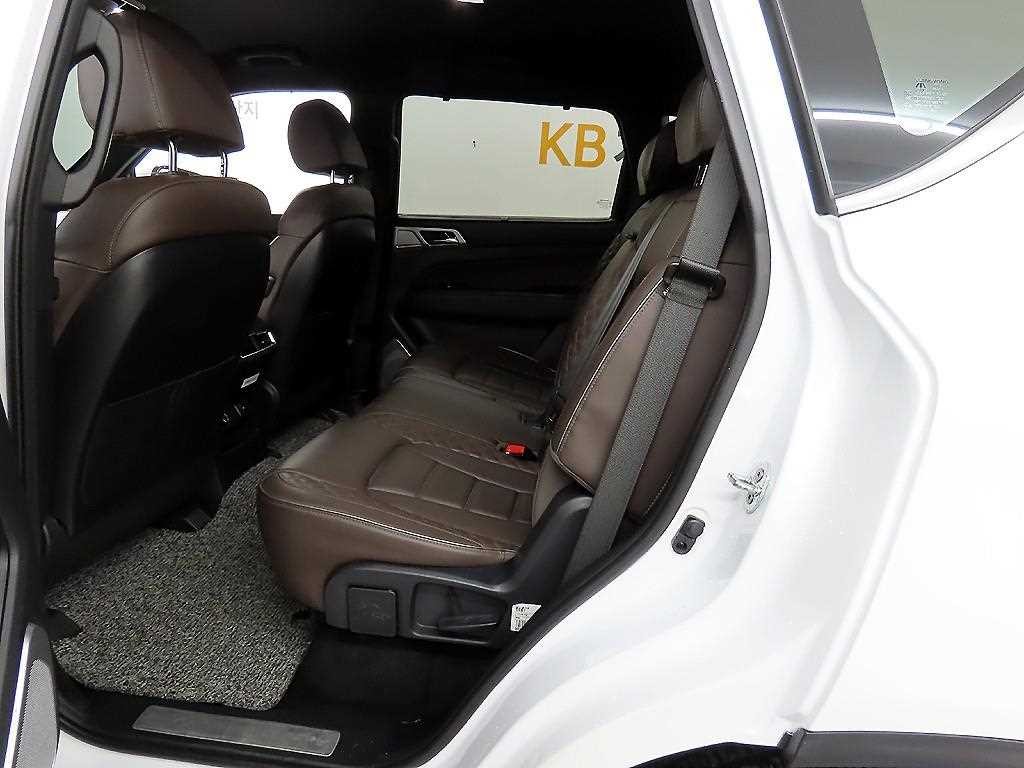 KG모빌리티(쌍용) 렉스턴 올 뉴 렉스턴 (Y450) 디젤 2.2 4WD 마스터 이미지 6
