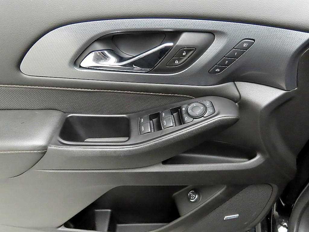 쉐보레 트래버스 3.6 AWD 프리미어 이미지 11