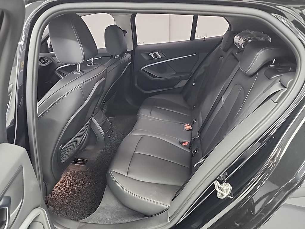 BMW 1시리즈 1시리즈 (F40) 120i 스포츠 이미지 12