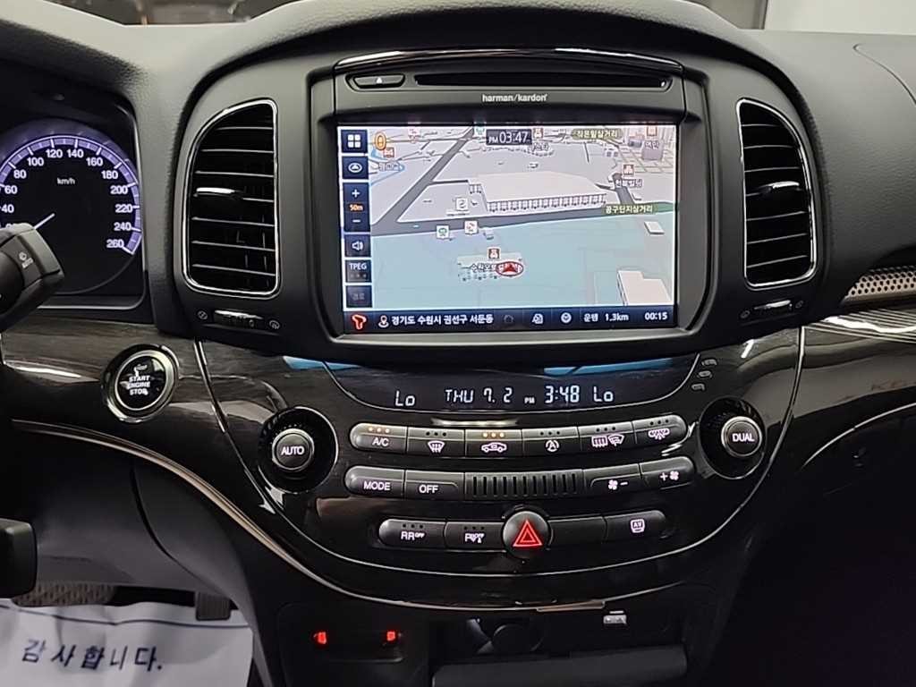 KG모빌리티(쌍용) 체어맨 뉴체어맨W 가솔린 4WD CW600 4TRONIC 럭셔리 이미지 10