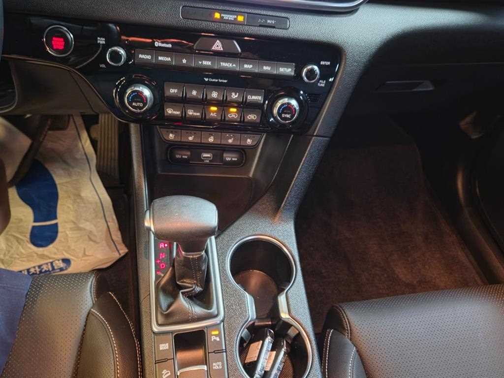 기아 스포티지 스포티지 더 볼드 2.0 가솔린 2WD 시그니처 이미지 17