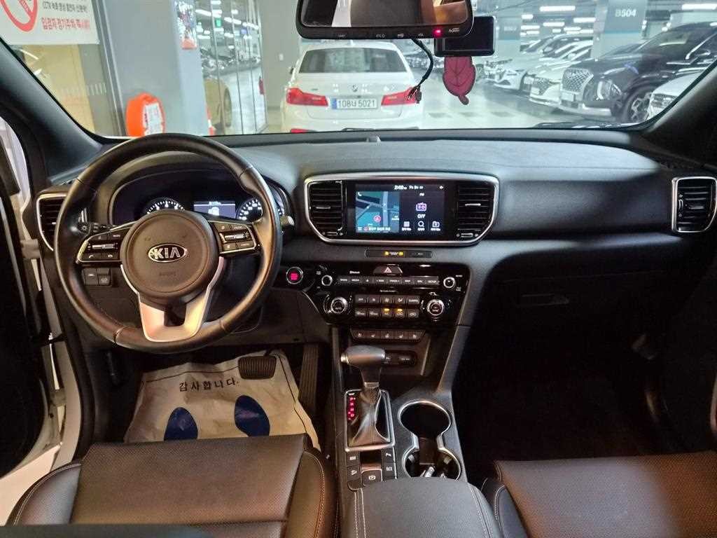 기아 스포티지 스포티지 더 볼드 2.0 가솔린 2WD 시그니처 이미지 7