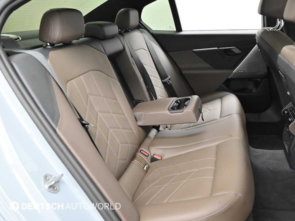 BMW 5시리즈 5시리즈 (G60) 523d xDrive M 스포츠 이미지 12