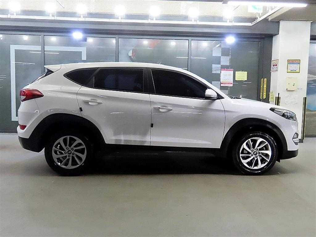 현대 투싼 올뉴투싼 디젤 1.7 2WD 스타일 이미지 3