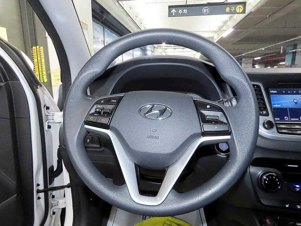 현대 투싼 올뉴투싼 디젤 1.7 2WD 스타일 이미지 8