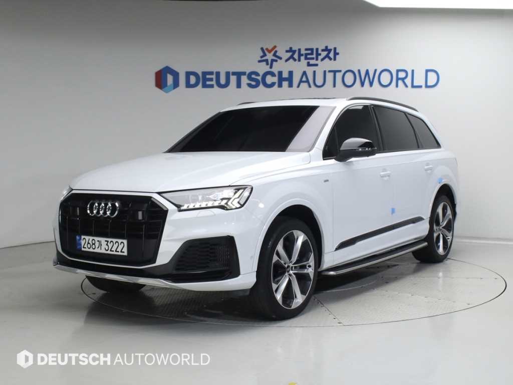 아우디 Q7 Q7 (4M) 55 TFSI 콰트로 프리미엄 이미지 1