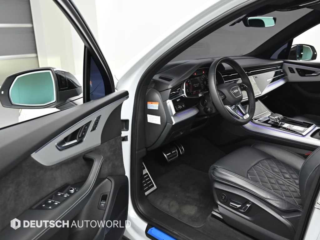 아우디 Q7 Q7 (4M) 55 TFSI 콰트로 프리미엄 이미지 11