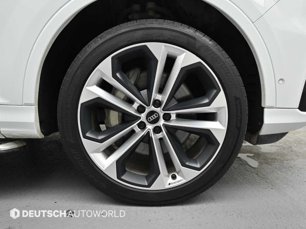 아우디 Q7 Q7 (4M) 55 TFSI 콰트로 프리미엄 이미지 5