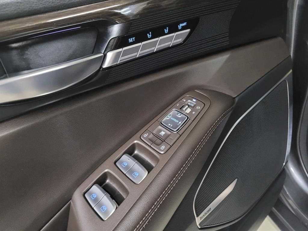 제네시스 EQ900 3.8 GDI AWD 프리미엄 럭셔리 이미지 14