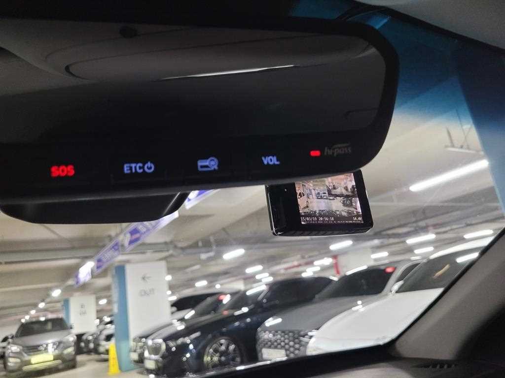 제네시스 EQ900 3.8 GDI AWD 프리미엄 럭셔리 이미지 18