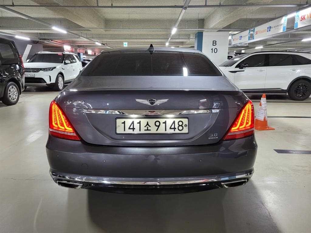 제네시스 EQ900 3.8 GDI AWD 프리미엄 럭셔리 이미지 3