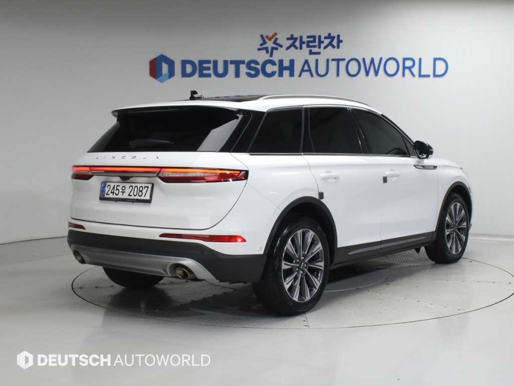 링컨 코세어 2.0 리저브 AWD 이미지 2