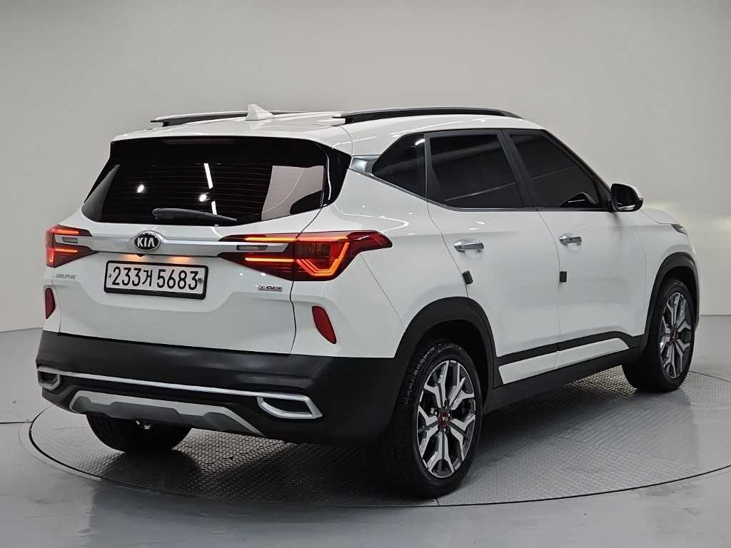 기아 셀토스 가솔린 1.6 터보 2WD 노블레스 이미지 4