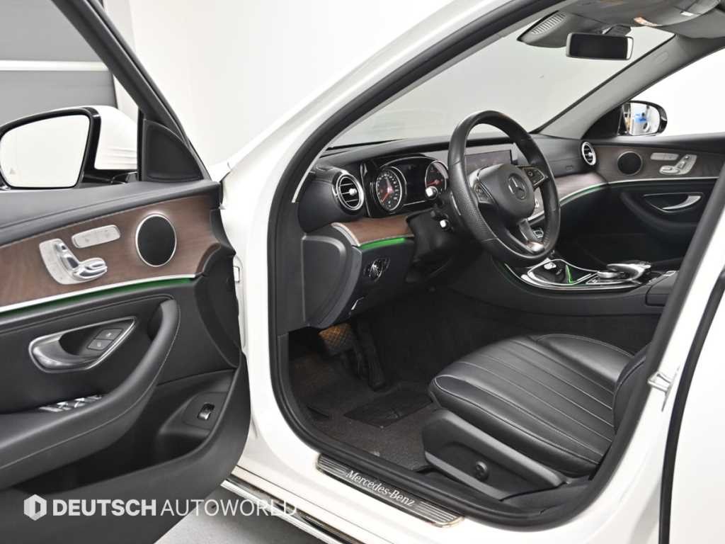 벤츠 E 클래스 E-클래스 W213 E220d 익스클루시브 이미지 11