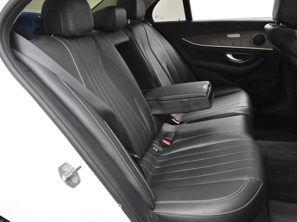 벤츠 E 클래스 E-클래스 W213 E220d 익스클루시브 이미지 12