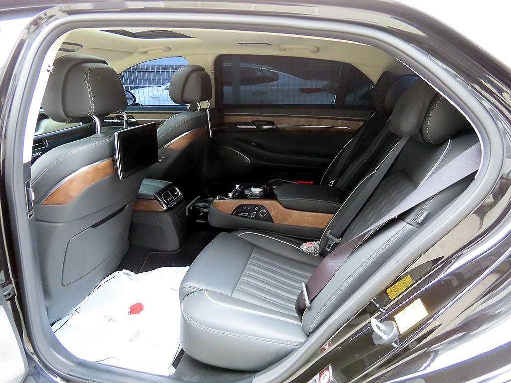 제네시스 G90 3.8 GDI AWD 프레스티지 이미지 6