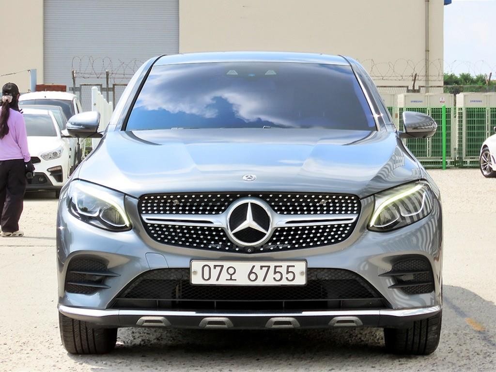 벤츠 GLC 클래스 GLC클래스 X253 GLC 220 d 4MATIC 프리미엄 쿠페 이미지 1