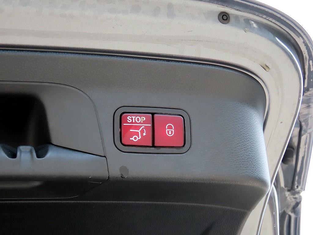 벤츠 GLC 클래스 GLC클래스 X253 GLC 220 d 4MATIC 프리미엄 쿠페 이미지 16