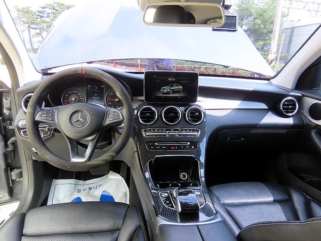 벤츠 GLC 클래스 GLC클래스 X253 GLC 220 d 4MATIC 프리미엄 쿠페 이미지 7