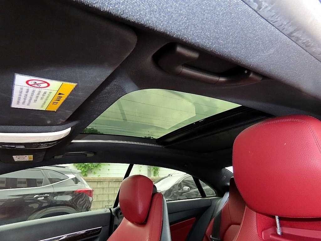 벤츠 E 클래스 E-클래스 W212 E400 쿠페 이미지 18
