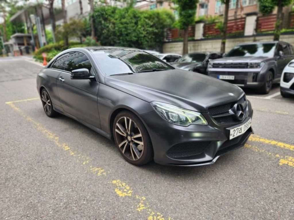 벤츠 E 클래스 E-클래스 W212 E400 쿠페 이미지 2
