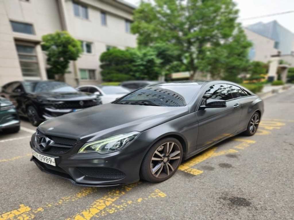 벤츠 E 클래스 E-클래스 W212 E400 쿠페 이미지 4