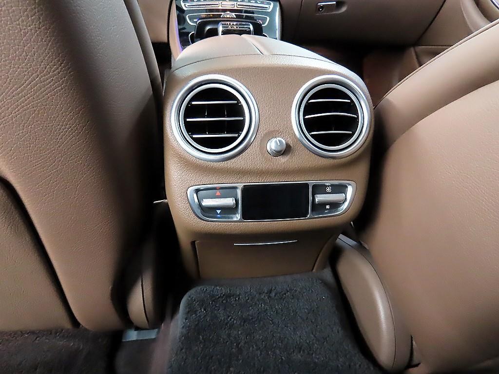 벤츠 E 클래스 E-클래스 W213 E450 4MATIC 익스클루시브 이미지 13