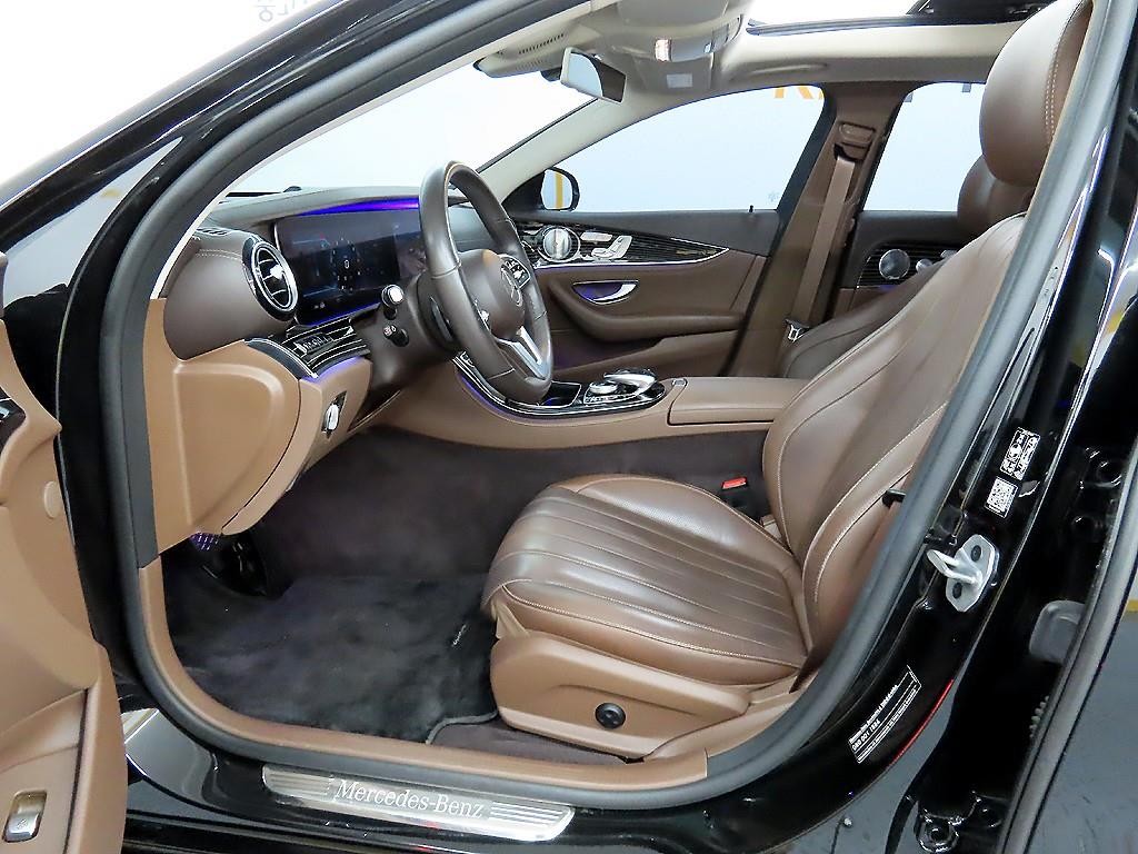 벤츠 E 클래스 E-클래스 W213 E450 4MATIC 익스클루시브 이미지 5