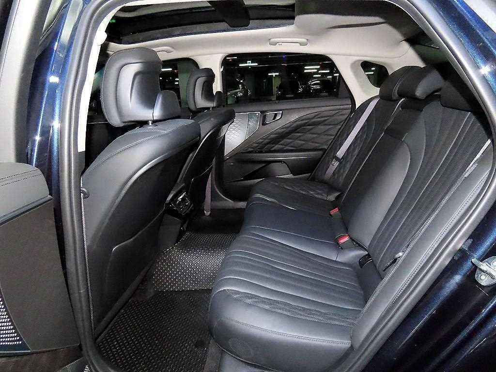기아 K8 3.5 4WD 시그니처 이미지 7