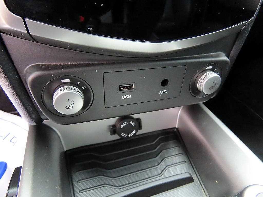 KG모빌리티(쌍용) 티볼리 디젤 4WD 1.6 LX 이미지 13