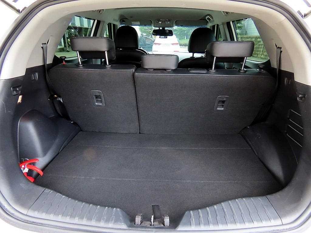 KG모빌리티(쌍용) 티볼리 디젤 4WD 1.6 LX 이미지 18