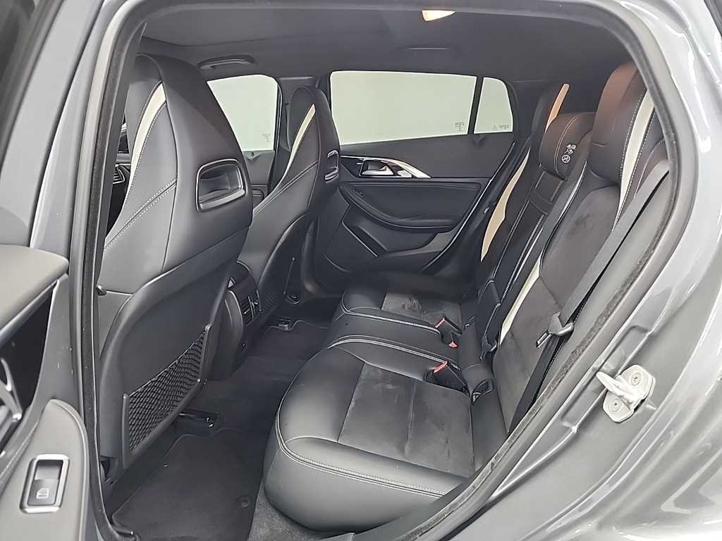 인피니티 Q Q30 2.0 프리미엄 이미지 13