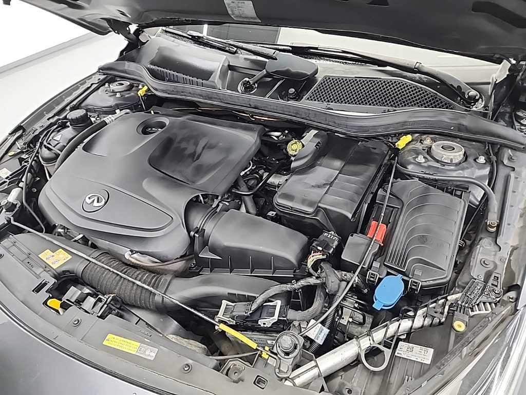 인피니티 Q Q30 2.0 프리미엄 이미지 5