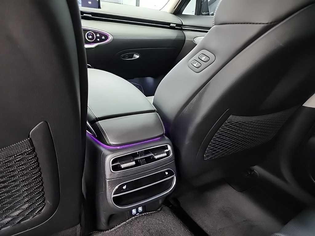 제네시스 GV70 2.5T 가솔린 2WD 이미지 13