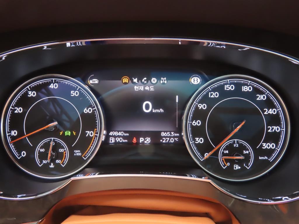 벤틀리 벤테이가 4.0 V8 이미지 10
