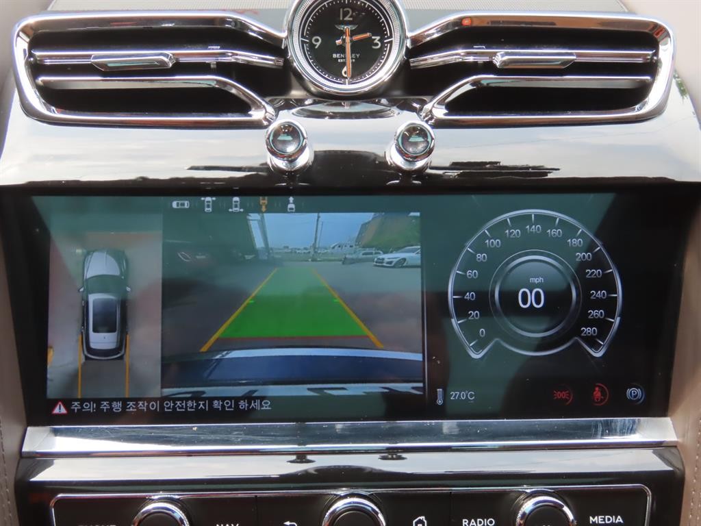 벤틀리 벤테이가 4.0 V8 이미지 17