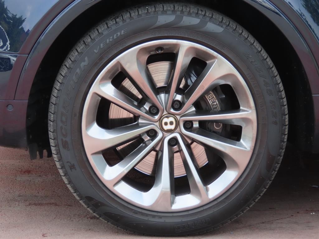 벤틀리 벤테이가 4.0 V8 이미지 20