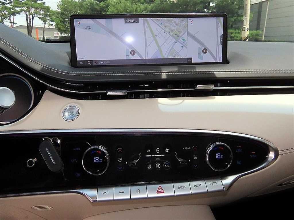 제네시스 GV70 2.5T 가솔린 AWD 기본형 이미지 13