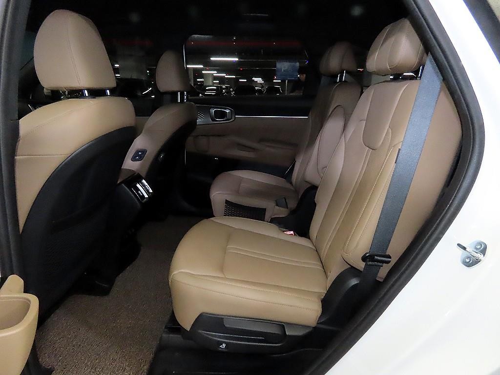 기아 쏘렌토 더 뉴 쏘렌토 4세대 가솔린 2.5T 2WD 시그니처 이미지 7