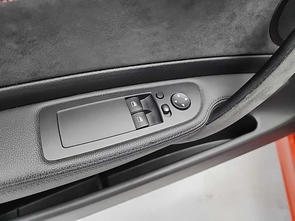 BMW 1시리즈 1M (E82) 1M 쿠페 이미지 16