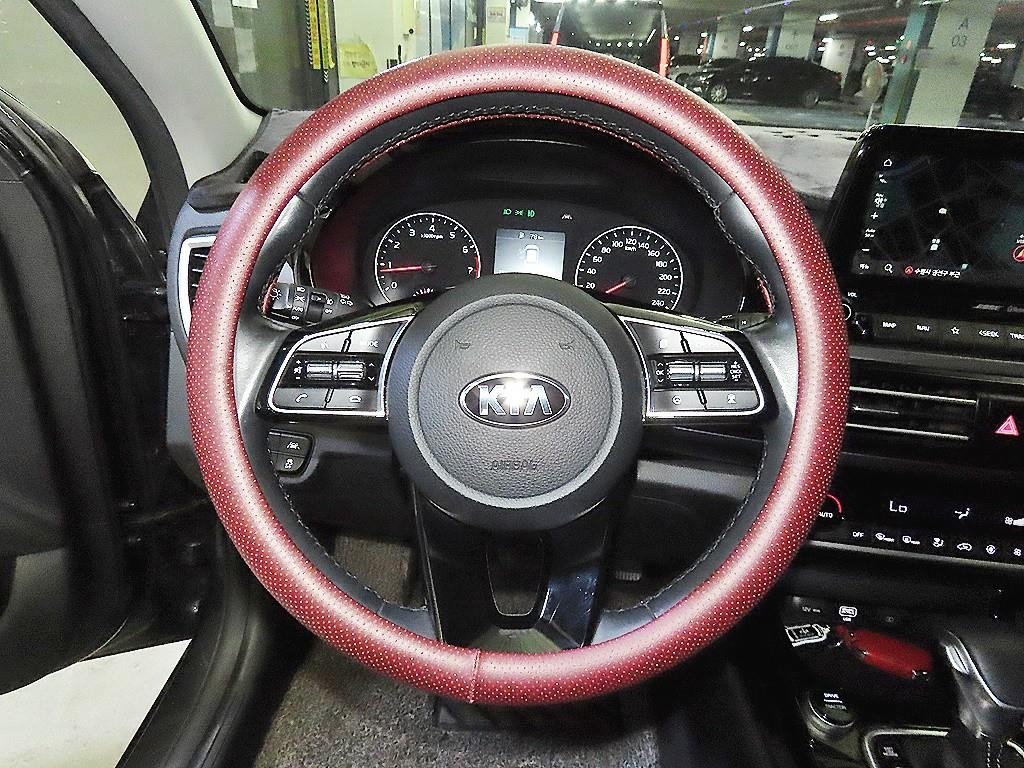 기아 셀토스 가솔린 1.6 터보 2WD 노블레스 이미지 8