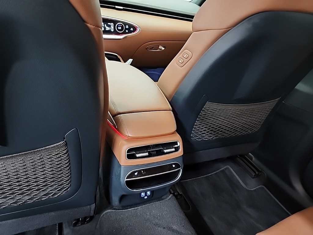 제네시스 GV70 2.5T 가솔린 AWD 이미지 13