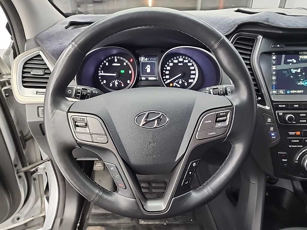 현대 맥스크루즈 더뉴맥스크루즈 E-VGT R2.2 2WD 익스클루시브 이미지 9