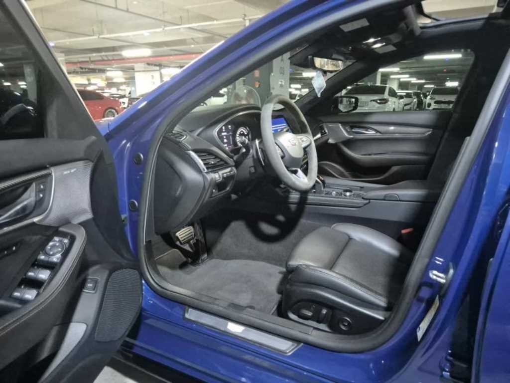 캐딜락 CT5 2.0 스포츠 이미지 6
