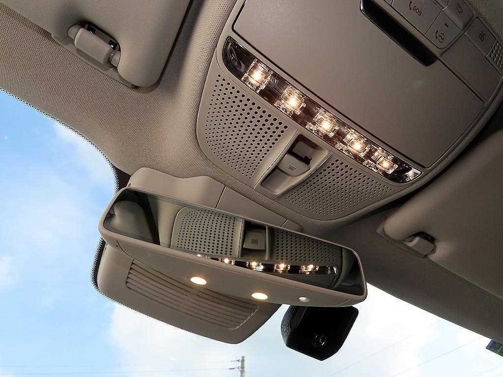 벤츠 E 클래스 E-클래스 W213 E220d 익스클루시브 이미지 16
